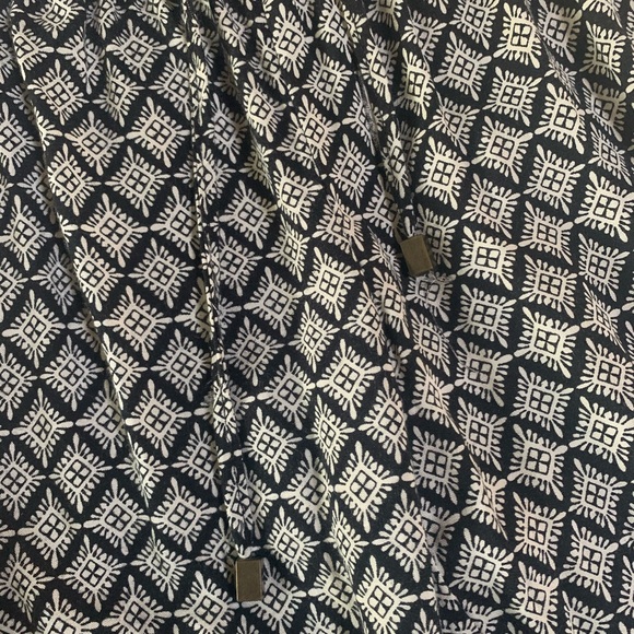 🦋Lucy & Laurel rayon pants - Picture 4 of 7